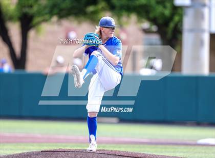 Thumbnail 1 in Shallowater vs. Brock (UIL 3A Region Final) photogallery.