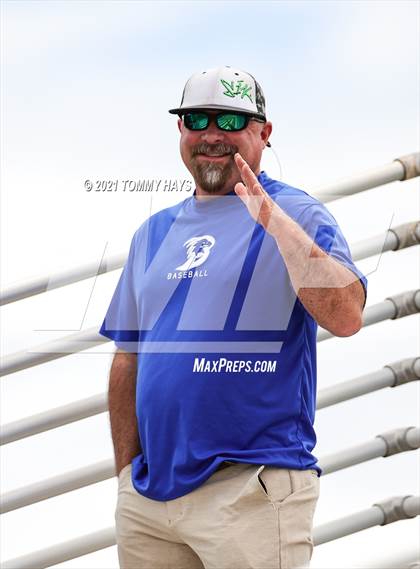 Thumbnail 1 in Shallowater vs. Brock (UIL 3A Region Final) photogallery.