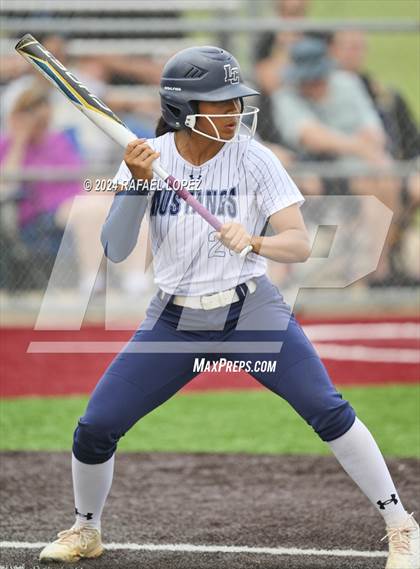 Thumbnail 1 in Lamar Consolidated vs. Nederland (UIL Softball 5A Region 3 Area) photogallery.