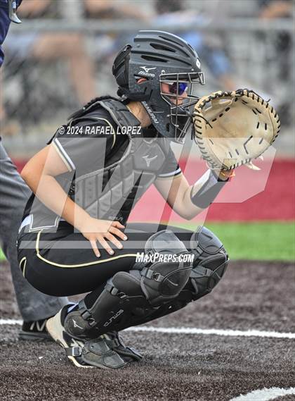 Thumbnail 3 in Lamar Consolidated vs. Nederland (UIL Softball 5A Region 3 Area) photogallery.