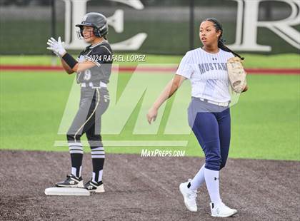 Thumbnail 2 in Lamar Consolidated vs. Nederland (UIL Softball 5A Region 3 Area) photogallery.