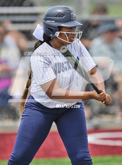 Thumbnail 1 in Lamar Consolidated vs. Nederland (UIL Softball 5A Region 3 Area) photogallery.