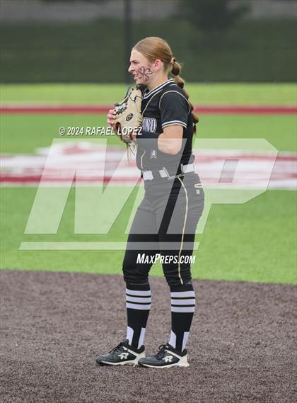 Thumbnail 1 in Lamar Consolidated vs. Nederland (UIL Softball 5A Region 3 Area) photogallery.