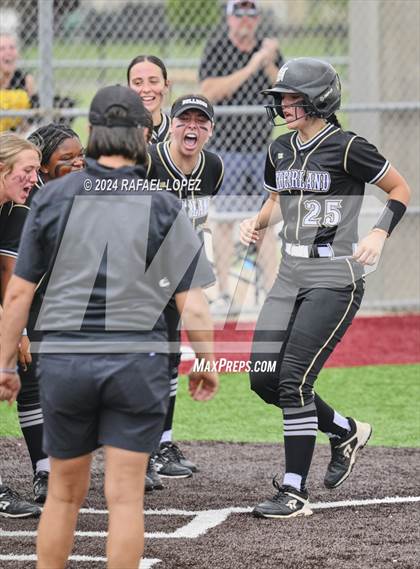 Thumbnail 1 in Lamar Consolidated vs. Nederland (UIL Softball 5A Region 3 Area) photogallery.