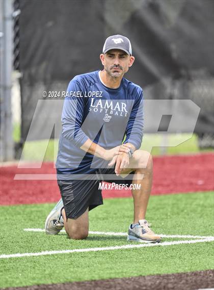 Thumbnail 1 in Lamar Consolidated vs. Nederland (UIL Softball 5A Region 3 Area) photogallery.