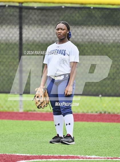 Thumbnail 3 in Lamar Consolidated vs. Nederland (UIL Softball 5A Region 3 Area) photogallery.