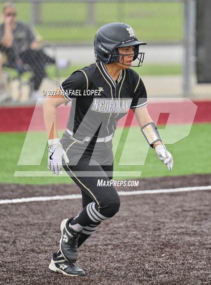 Thumbnail 1 in Lamar Consolidated vs. Nederland (UIL Softball 5A Region 3 Area) photogallery.