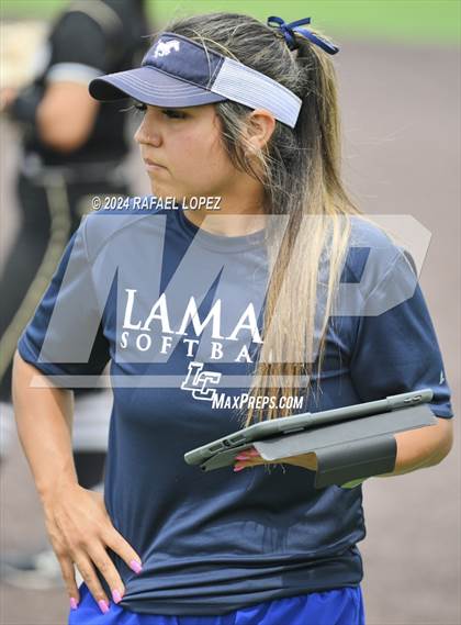 Thumbnail 1 in Lamar Consolidated vs. Nederland (UIL Softball 5A Region 3 Area) photogallery.