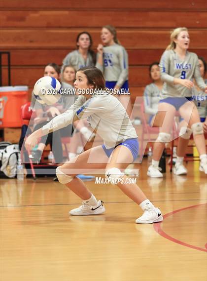 Thumbnail 3 in South Johnston @ West Carteret (NCHSAA Round 1) photogallery.