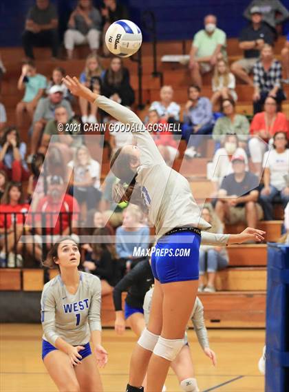 Thumbnail 1 in South Johnston @ West Carteret (NCHSAA Round 1) photogallery.