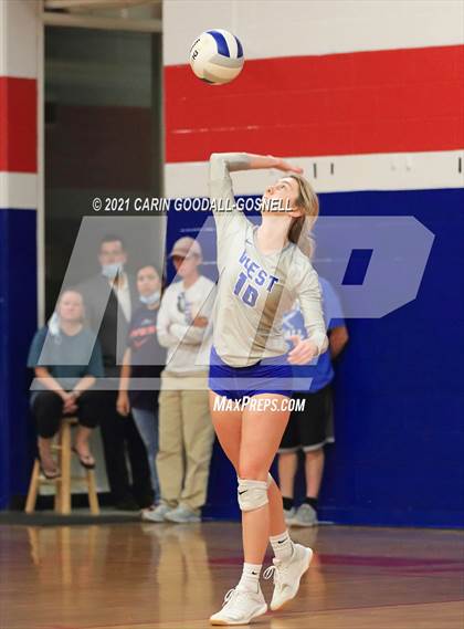 Thumbnail 1 in South Johnston @ West Carteret (NCHSAA Round 1) photogallery.