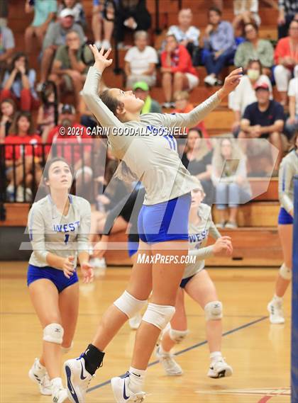 Thumbnail 3 in South Johnston @ West Carteret (NCHSAA Round 1) photogallery.