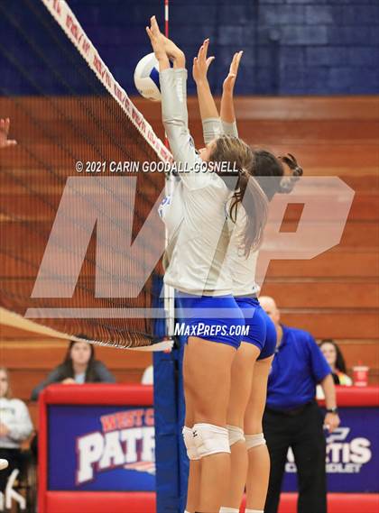 Thumbnail 3 in South Johnston @ West Carteret (NCHSAA Round 1) photogallery.