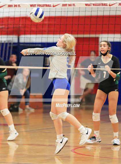 Thumbnail 1 in South Johnston @ West Carteret (NCHSAA Round 1) photogallery.