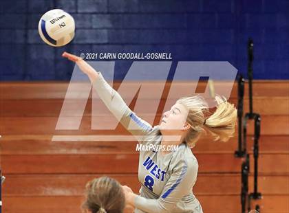 Thumbnail 2 in South Johnston @ West Carteret (NCHSAA Round 1) photogallery.