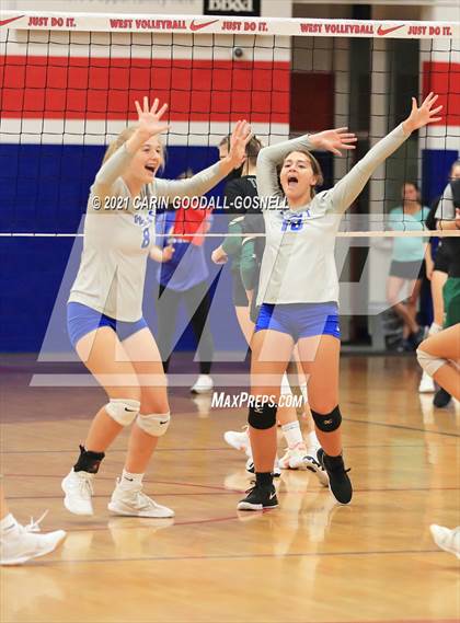 Thumbnail 1 in South Johnston @ West Carteret (NCHSAA Round 1) photogallery.