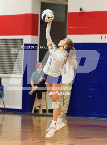 Thumbnail 2 in South Johnston @ West Carteret (NCHSAA Round 1) photogallery.