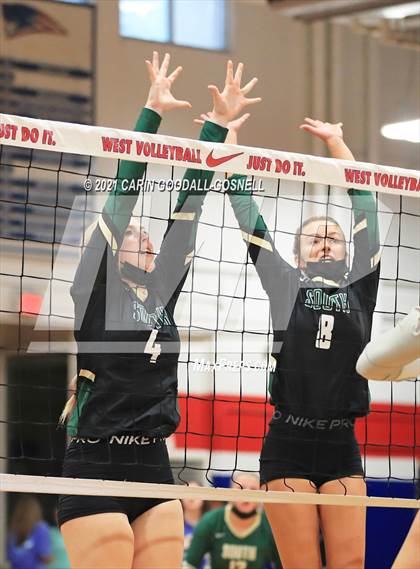Thumbnail 3 in South Johnston @ West Carteret (NCHSAA Round 1) photogallery.