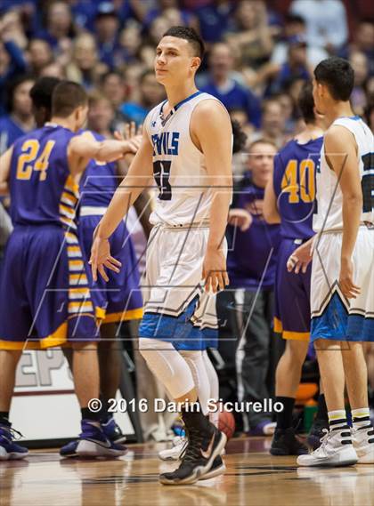 Thumbnail 2 in Sunnyside vs. Sunrise Mountain (AIA Division 2 Quarterfinal) photogallery.