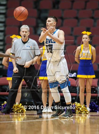 Thumbnail 1 in Sunnyside vs. Sunrise Mountain (AIA Division 2 Quarterfinal) photogallery.