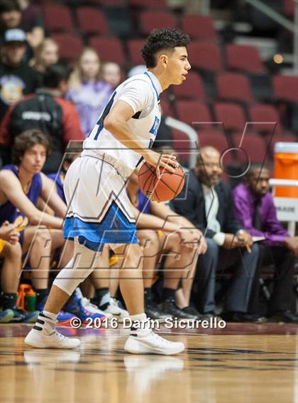 Thumbnail 3 in Sunnyside vs. Sunrise Mountain (AIA Division 2 Quarterfinal) photogallery.