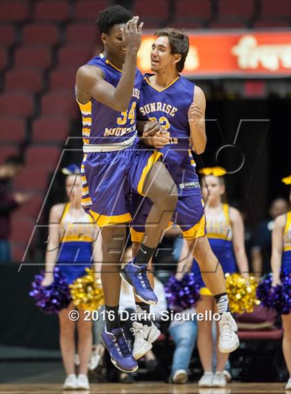 Thumbnail 3 in Sunnyside vs. Sunrise Mountain (AIA Division 2 Quarterfinal) photogallery.
