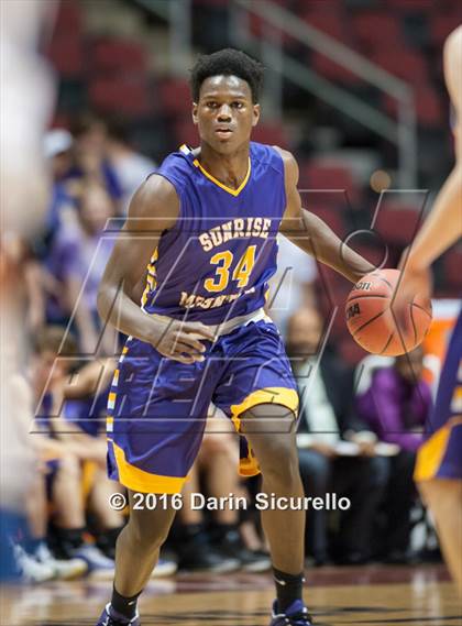 Thumbnail 2 in Sunnyside vs. Sunrise Mountain (AIA Division 2 Quarterfinal) photogallery.