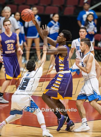 Thumbnail 2 in Sunnyside vs. Sunrise Mountain (AIA Division 2 Quarterfinal) photogallery.
