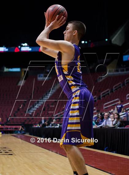 Thumbnail 2 in Sunnyside vs. Sunrise Mountain (AIA Division 2 Quarterfinal) photogallery.