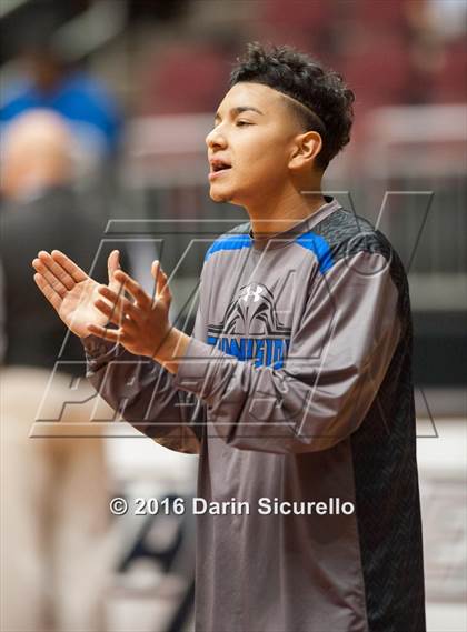 Thumbnail 3 in Sunnyside vs. Sunrise Mountain (AIA Division 2 Quarterfinal) photogallery.