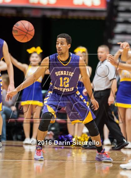 Thumbnail 2 in Sunnyside vs. Sunrise Mountain (AIA Division 2 Quarterfinal) photogallery.