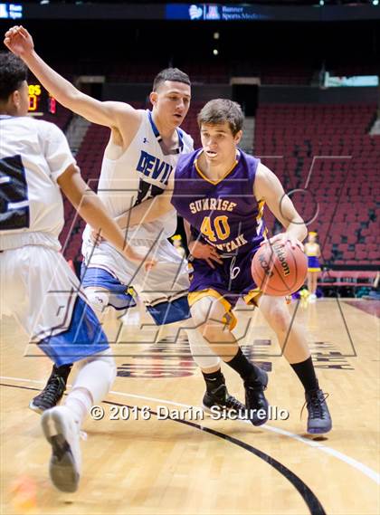 Thumbnail 3 in Sunnyside vs. Sunrise Mountain (AIA Division 2 Quarterfinal) photogallery.