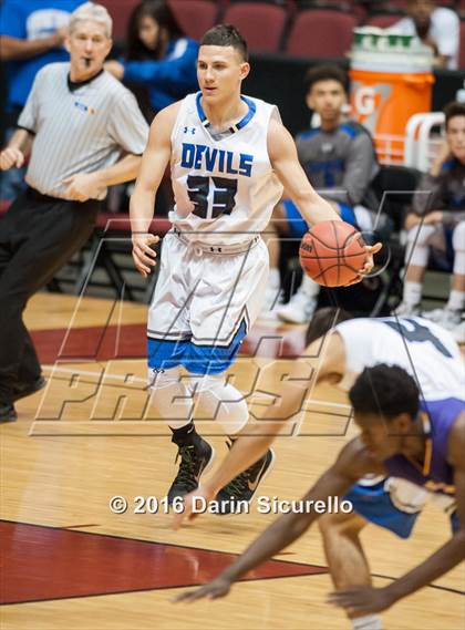 Thumbnail 1 in Sunnyside vs. Sunrise Mountain (AIA Division 2 Quarterfinal) photogallery.