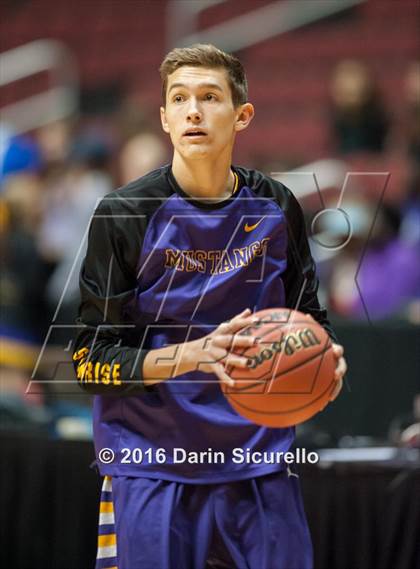 Thumbnail 3 in Sunnyside vs. Sunrise Mountain (AIA Division 2 Quarterfinal) photogallery.
