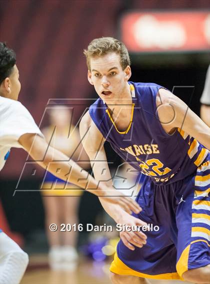 Thumbnail 2 in Sunnyside vs. Sunrise Mountain (AIA Division 2 Quarterfinal) photogallery.