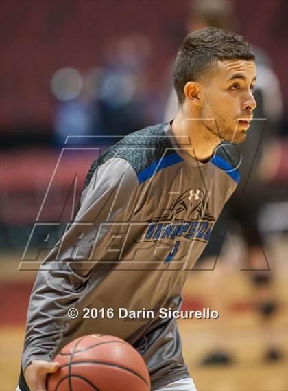 Thumbnail 2 in Sunnyside vs. Sunrise Mountain (AIA Division 2 Quarterfinal) photogallery.