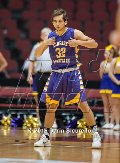 Thumbnail 2 in Sunnyside vs. Sunrise Mountain (AIA Division 2 Quarterfinal) photogallery.