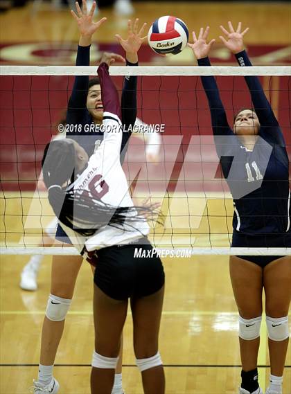 Thumbnail 1 in Nimitz vs Lewisville photogallery.