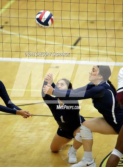 Thumbnail 1 in Nimitz vs Lewisville photogallery.