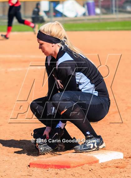Thumbnail 3 in Currituck County vs Havelock photogallery.