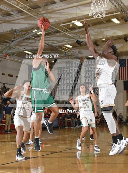 Thumbnail 2 in St. John Bosco vs. St. Mary's (Father Barry Christmas Classic) photogallery.