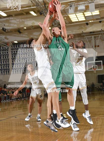 Thumbnail 3 in St. John Bosco vs. St. Mary's (Father Barry Christmas Classic) photogallery.