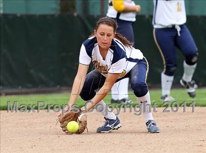 Thumbnail 2 in Alhambra vs. Terra Linda (CIF NCS D3 Final) photogallery.