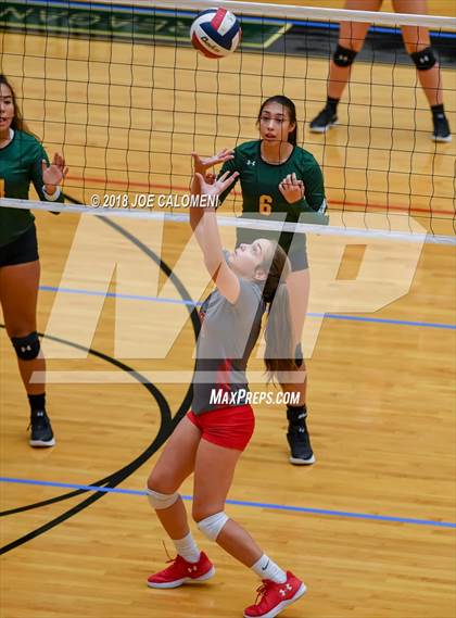 Thumbnail 1 in Rowe [Nikki] vs Lee [Robert E.] (NEISD Volleyball Tournament) photogallery.