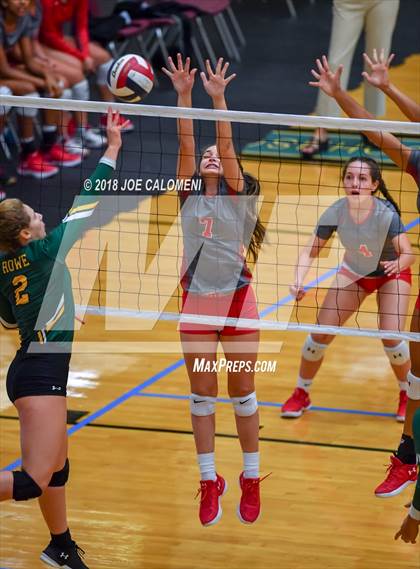 Thumbnail 1 in Rowe [Nikki] vs Lee [Robert E.] (NEISD Volleyball Tournament) photogallery.
