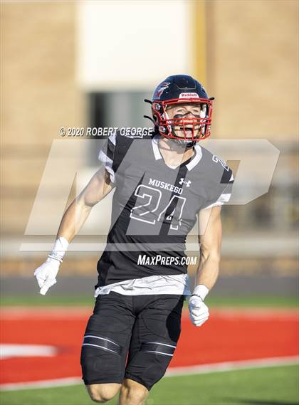 Thumbnail 2 in Hudson vs Muskego  photogallery.