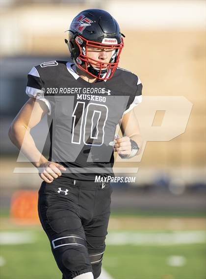 Thumbnail 3 in Hudson vs Muskego  photogallery.