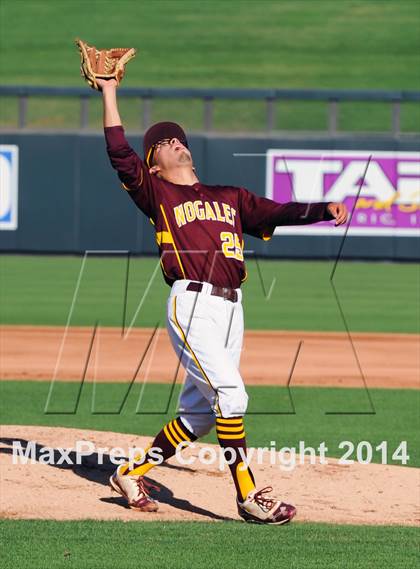 Thumbnail 1 in Nogales vs. Greenway (AIA D2 Final) photogallery.