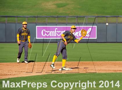 Thumbnail 2 in Nogales vs. Greenway (AIA D2 Final) photogallery.