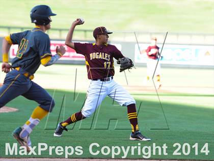 Thumbnail 2 in Nogales vs. Greenway (AIA D2 Final) photogallery.